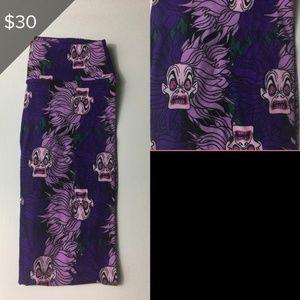 NWT Lularoe Disney Villain leggings in OS